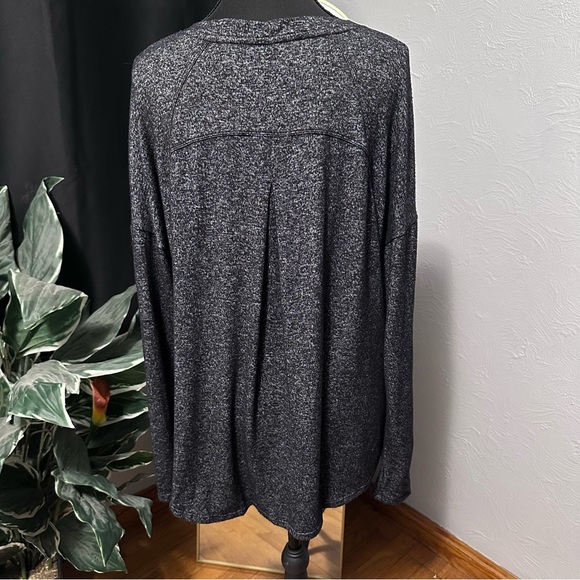 Calvin Klein Heathered Gray V-Neck Long Sleeve Top | Size XL - Picture 7 of 12
